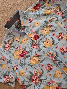Lee Light Blue Hawaiian Floral Button-Down Shirt